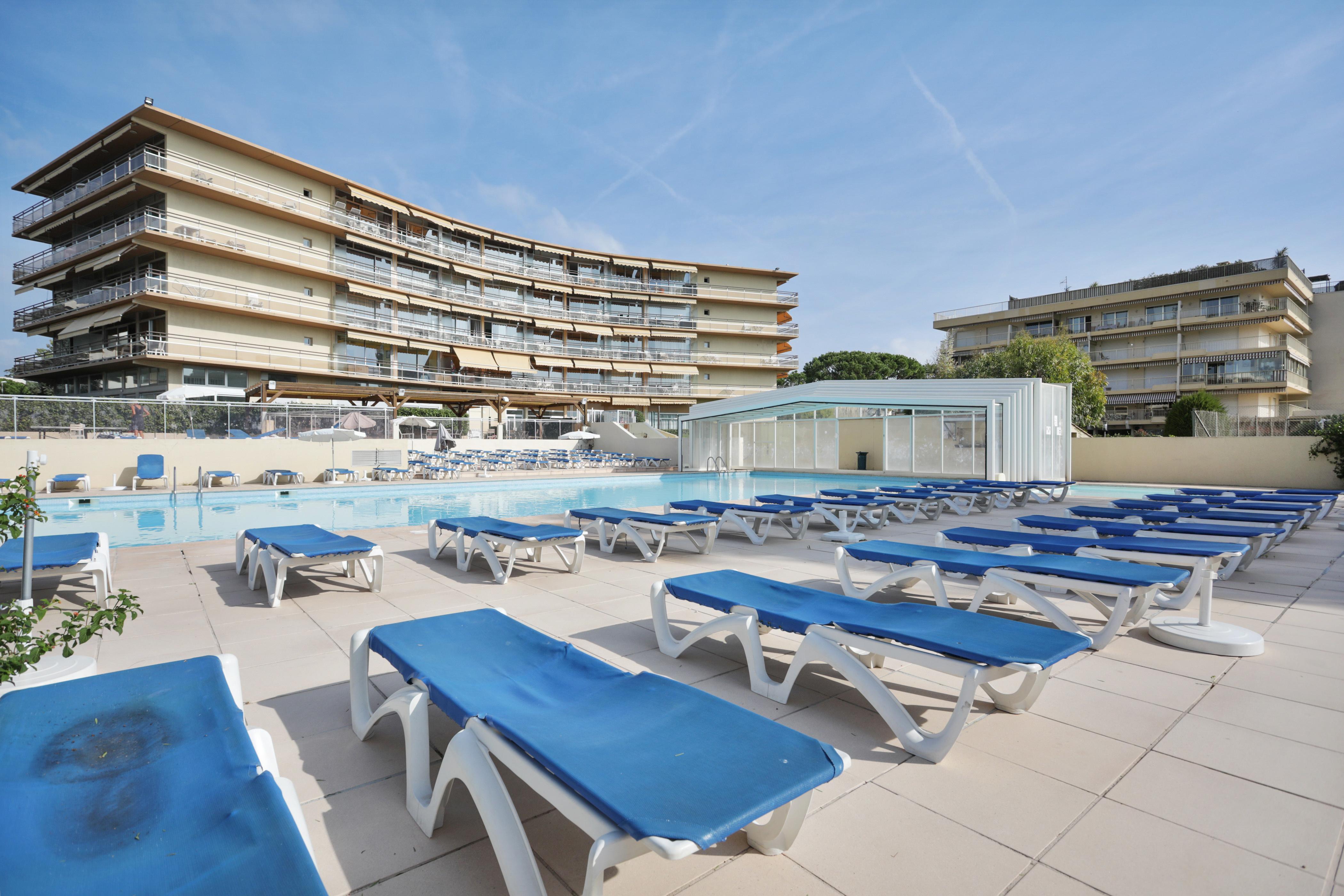 Résidence Pierre&Vacances Heliotel Marine Saint-Laurent-du-Var Extérieur photo