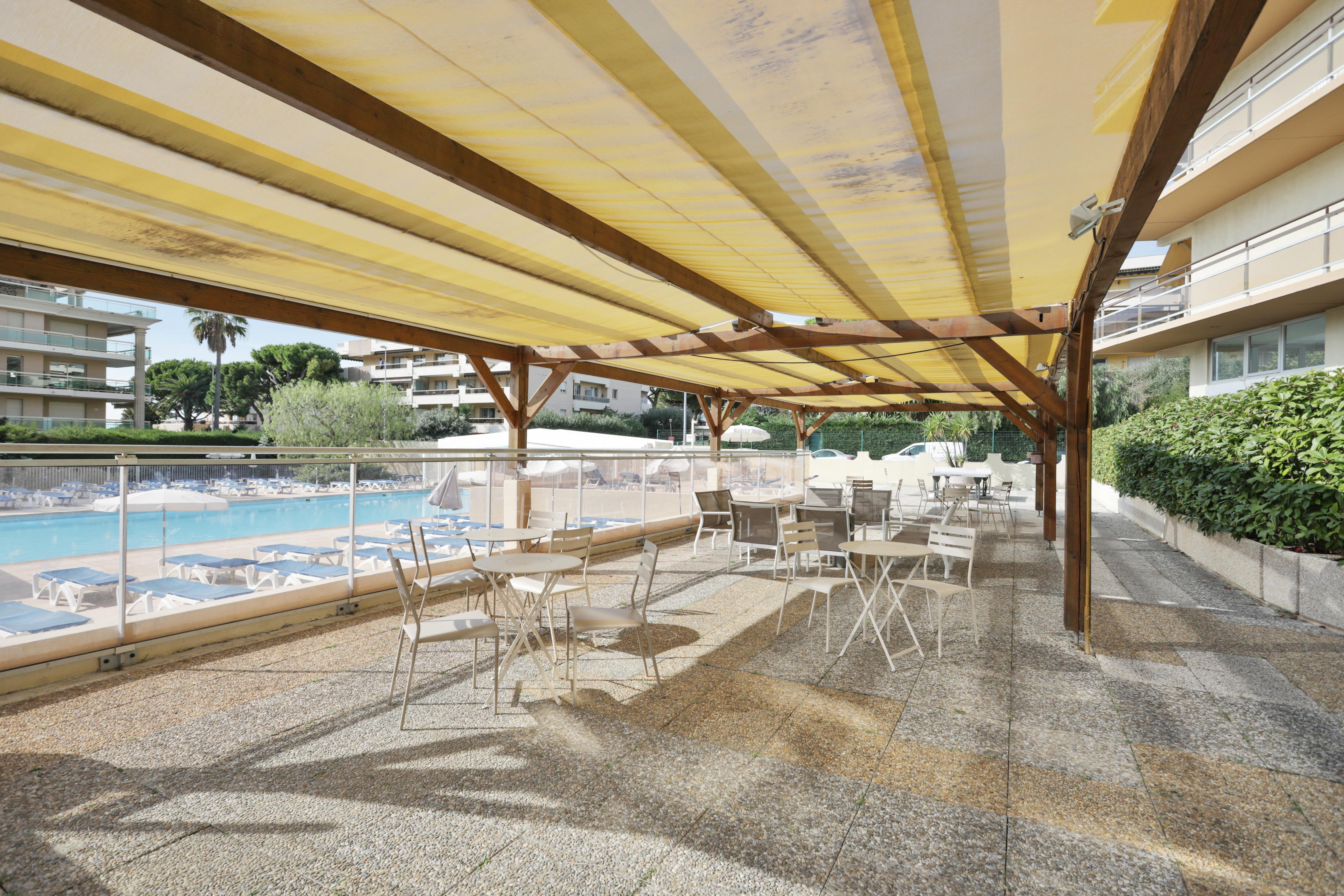 Résidence Pierre&Vacances Heliotel Marine Saint-Laurent-du-Var Extérieur photo